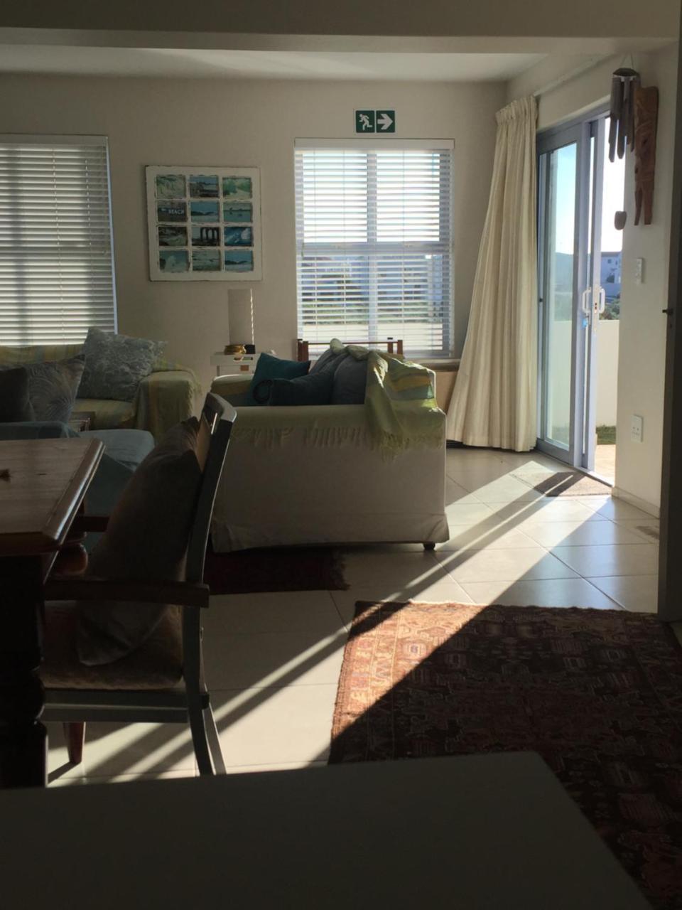 Perfect 10 - 10 To 13 Sleeper Luxury Holiday Home Breakage Deposit Of R2500 Per Weekend Lease Лангебан Екстериор снимка